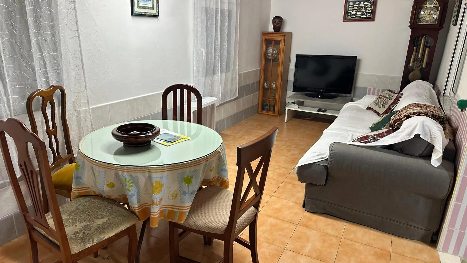 La Guindilla Guest House Gibraleon Country house