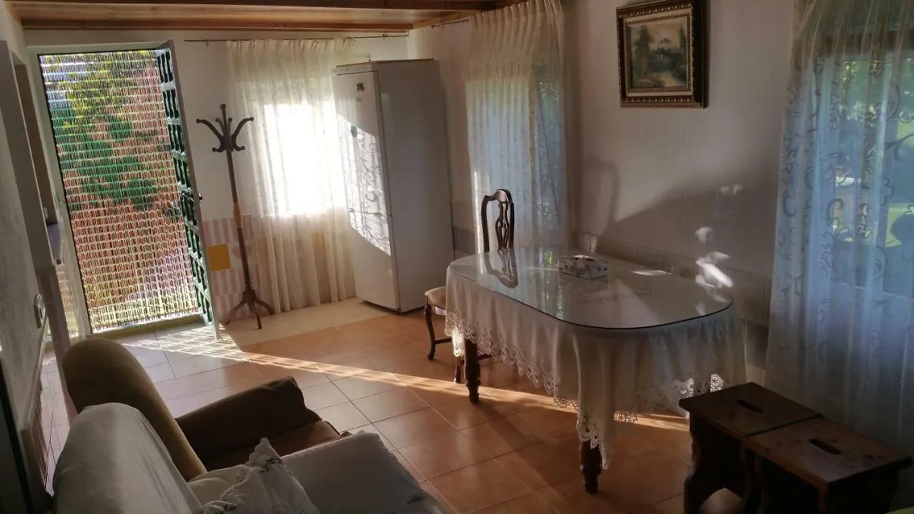 La Guindilla Guest House Gibraleon 0*,