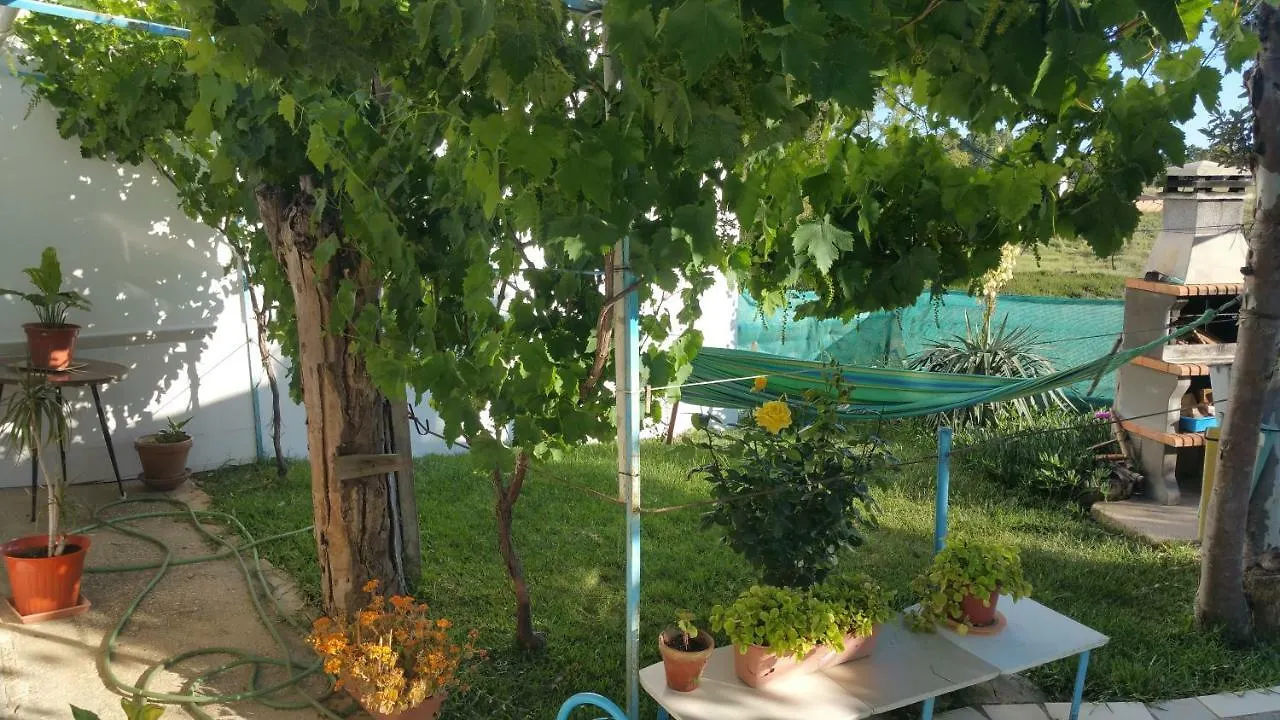 Country house La Guindilla Guest House Gibraleon