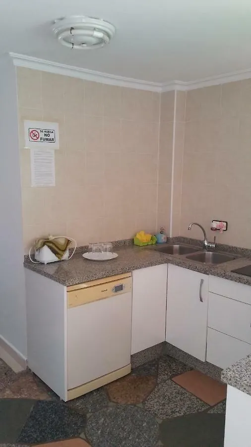 La Guindilla Guest House Gibraleon 0*,  Spain